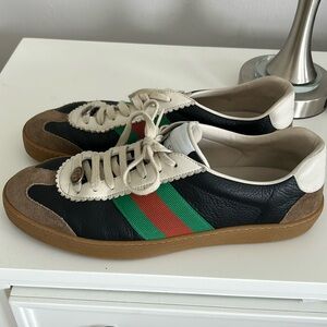 Men’s Gucci Gym Shoes size 10